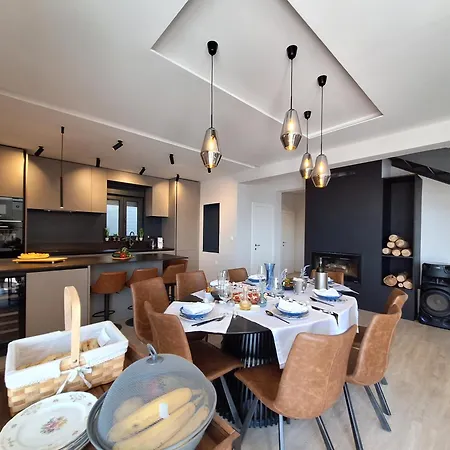 فيلة Levant Martina