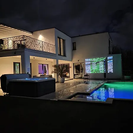 Levant Villa Martina